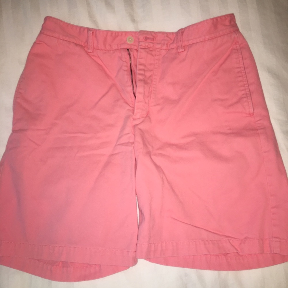 Pink Vineyard Vines Men’s Shorts size 32